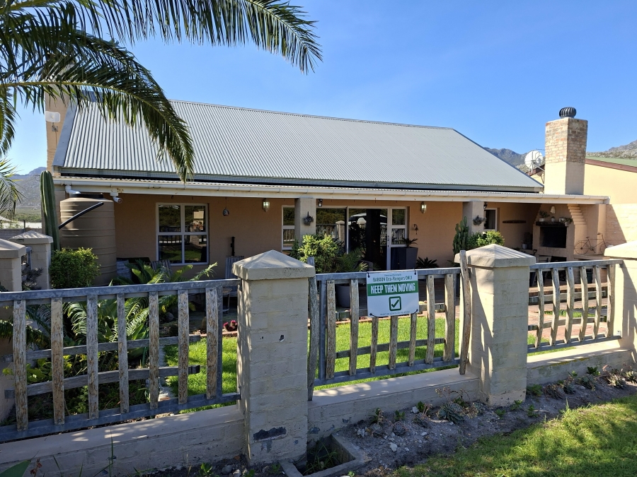 2 Bedroom Property for Sale in Pringle Bay Western Cape